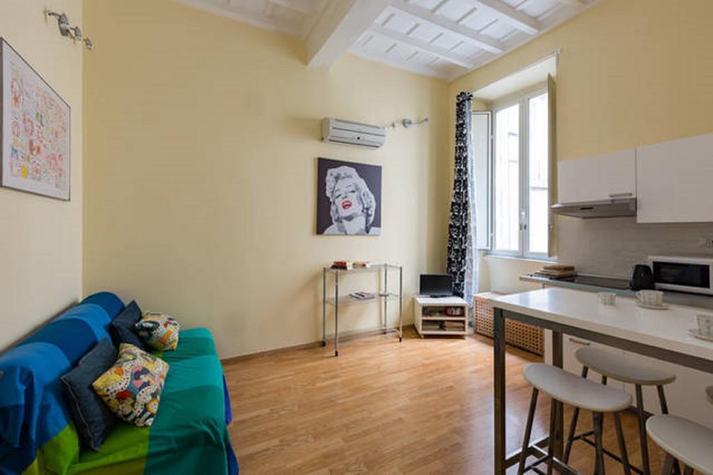 Casa Vacanze Colosseum By Alice Rome Exterior photo